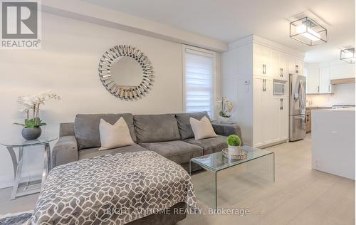 15 Hamstead Avenue, Toronto, ON 