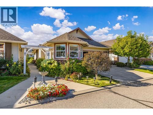 Pet-friendly gated community offering comfort and peace of mind. - 1188 Houghton Road Unit# 122, Kelowna, BC 
