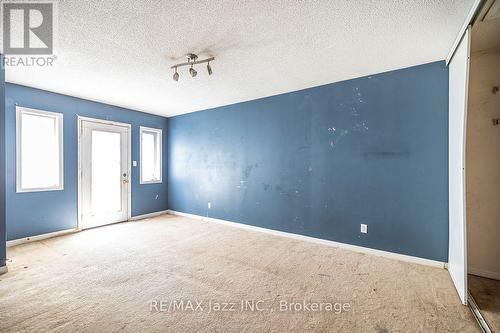 32 Dent Street, Ajax (Northwest Ajax), ON 