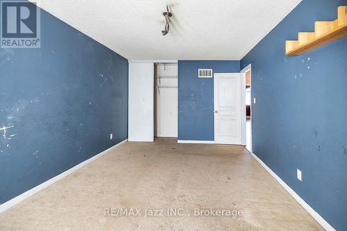 32 Dent Street, Ajax (Northwest Ajax), ON 