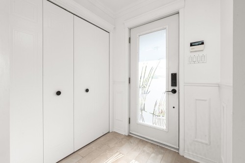 Hall d'entrée/Vestibule - 52 Rue De La Flandre, Blainville, QC 