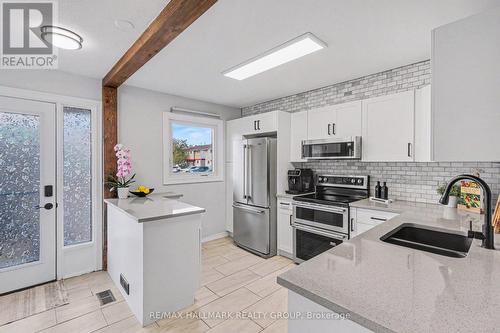 4342 Meadowvale Lane, Ottawa, ON 