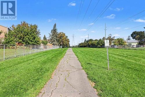 Walking/biking path to Blair is winter plowed! - 4342 Meadowvale Lane, Ottawa, ON 