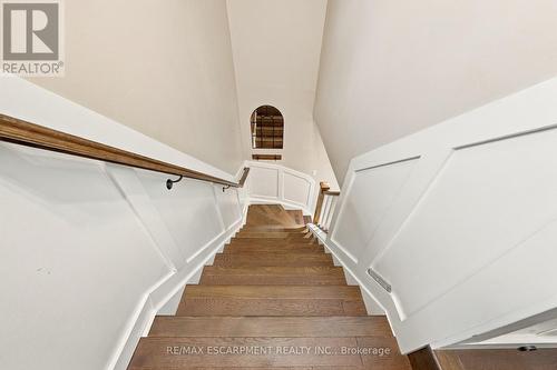 19 Hillsdale Court, Hamilton, ON 