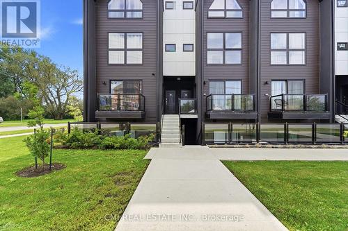 302 - 7277 Wilson Crescent, Niagara Falls, ON 