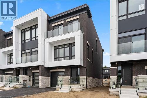 335 HELEN LAWSON Lane  Oakville, ON L6J 0G3