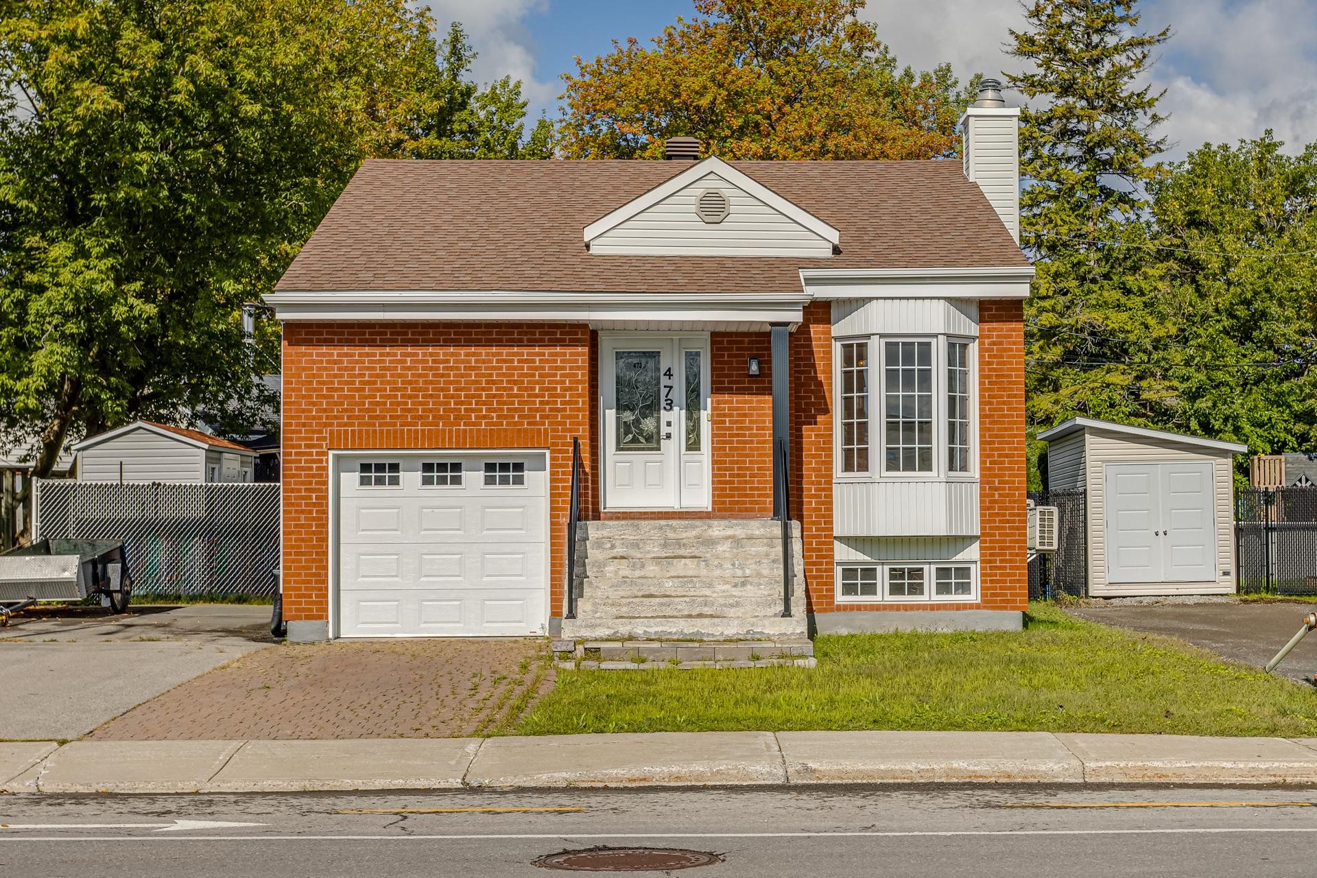 473 Av Marc Aurele Fortin — photo 1
