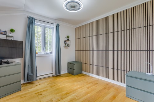 Chambre à coucher - 473 Av. Marc-Aurèle-Fortin, Laval (Sainte-Rose), QC 