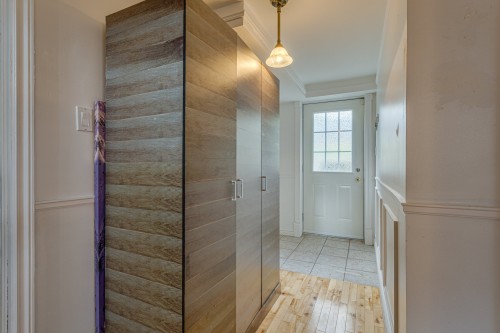 Entrée extérieure - 473 Av. Marc-Aurèle-Fortin, Laval (Sainte-Rose), QC 