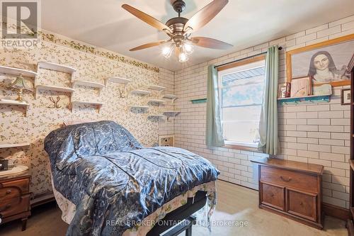 21 Oakwood Avenue, Kitchener, ON 