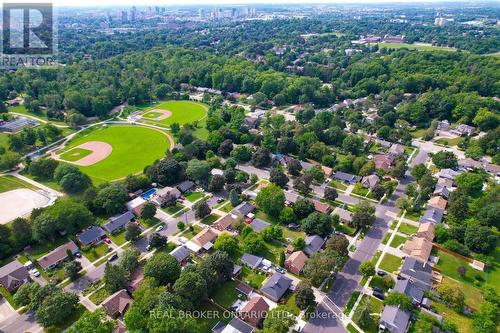21 Oakwood Avenue, Kitchener, ON 