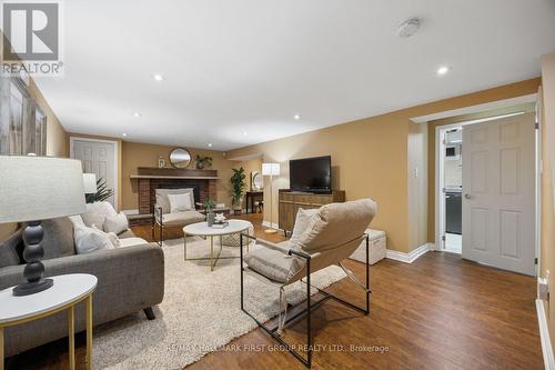 920 Essa Crescent, Pickering, ON 