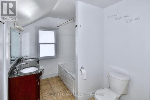 136 Water Street, Selwyn, ON 