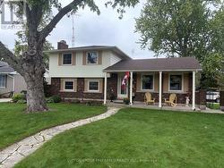 20 CEDARWOODS CRESCENT Chatham-Kent, ON N7L 3W6