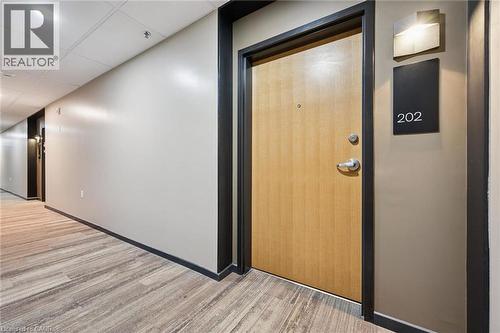 249 Grey Silo Road Unit# 202, Waterloo, ON 