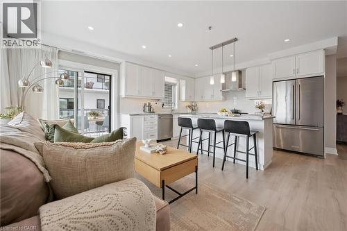 249 Grey Silo Road Unit# 202, Waterloo, ON 