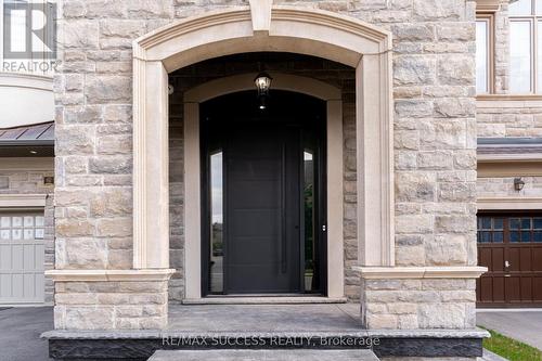 62 THRESHING MILL BOULEVARD , Oakville, Ontario L6H 7C5 4