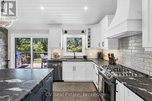 22 Baycrest Drive, Barrie (North Shore), ON 
