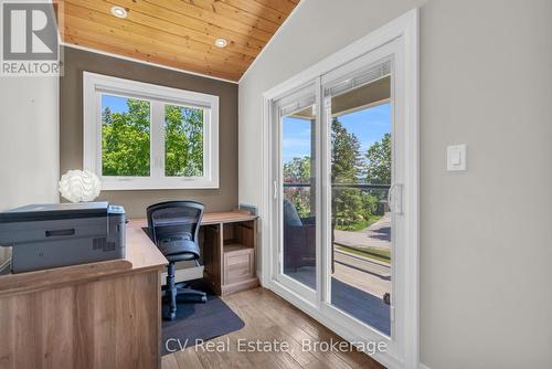 22 Baycrest Drive, Barrie (North Shore), ON 