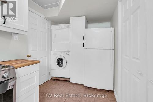 22 Baycrest Drive, Barrie (North Shore), ON 