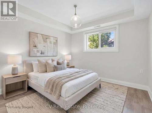22 Baycrest Drive, Barrie (North Shore), ON 