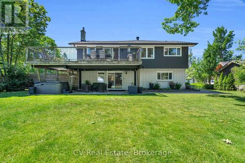 22 Baycrest Drive, Barrie (North Shore), ON 