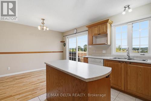 851 Nelson Street W, Hawkesbury, ON 