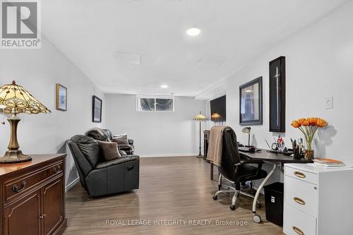 1 Chantilly Gate, Ottawa, ON 