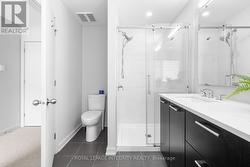 Ensuite bathroom reversed - 