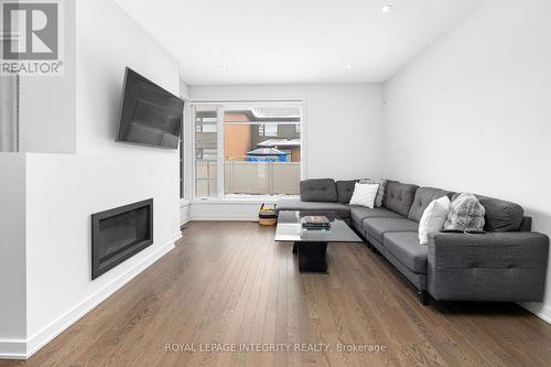 Living room - 641 Odyssey Way, Ottawa, ON 