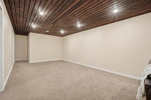 42 Gatineau Bay, Winnipeg, MB 