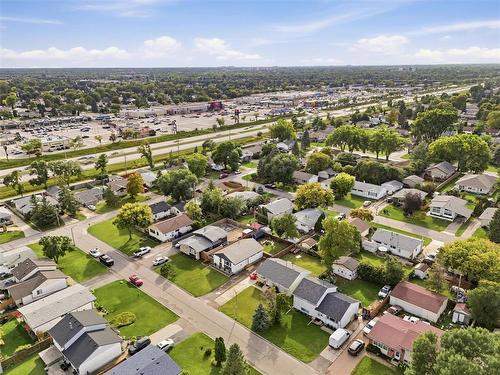 42 Gatineau Bay, Winnipeg, MB 