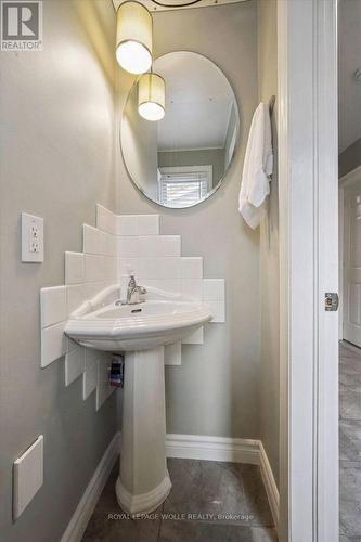 112 Margaret Avenue N, Waterloo, ON 