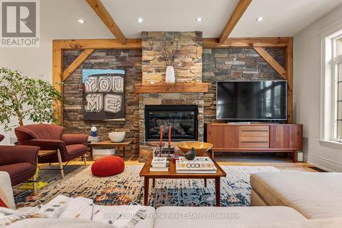860 Brookdale Road, Uxbridge, ON 