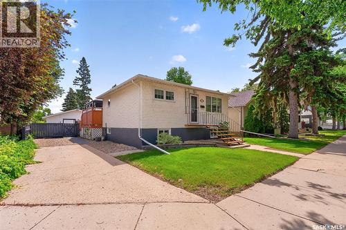 1225 Grafton Avenue, Moose Jaw, SK 