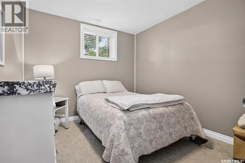 1225 Grafton Avenue, Moose Jaw, SK 