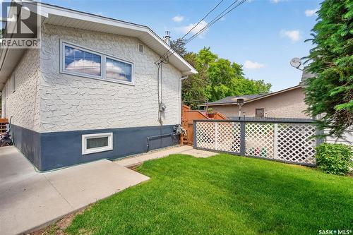 1225 Grafton Avenue, Moose Jaw, SK 