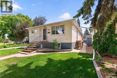 1225 Grafton Avenue, Moose Jaw, SK 