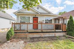 62 COSBY AVENUE St. Catharines, ON L2M 5R5