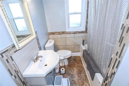 427 Truro Street, Winnipeg, MB 