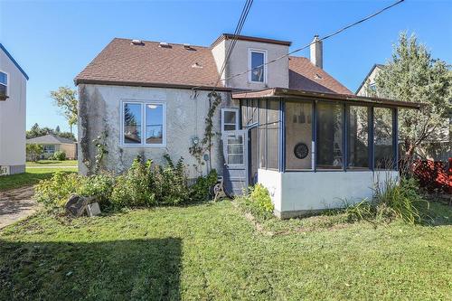 427 Truro Street, Winnipeg, MB 
