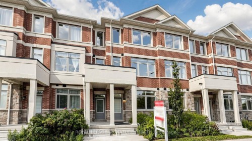 65 Carneros Way  Markham, ON L6B 1R2
