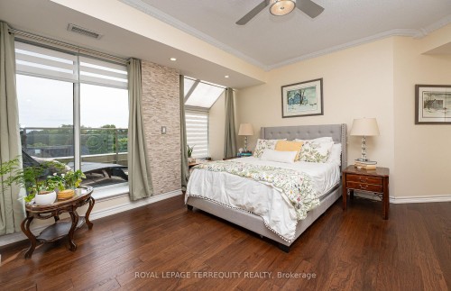 407-935 Royal York Road, Toronto, ON 