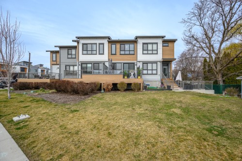 402-11581 Rogers Road, Lake Country, BC 