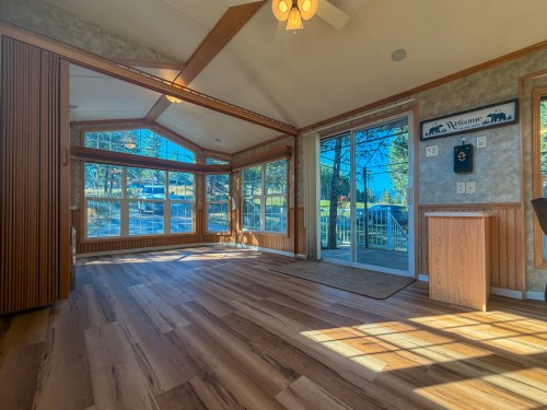 4906 Lynx Drive, Radium Hot Springs, BC 