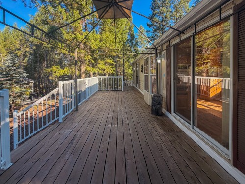 4906 Lynx Drive, Radium Hot Springs, BC 