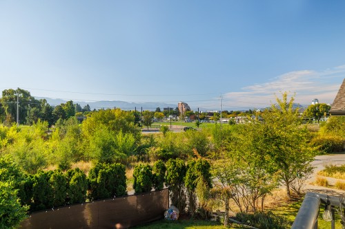 1377 Glenview Avenue, Kelowna, BC 