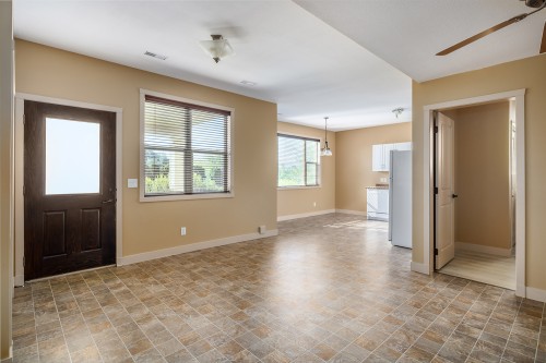 1377 Glenview Avenue, Kelowna, BC 