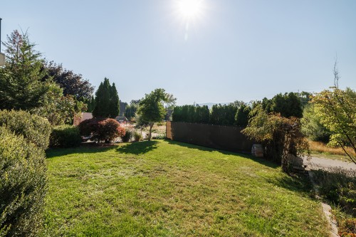 1377 Glenview Avenue, Kelowna, BC 