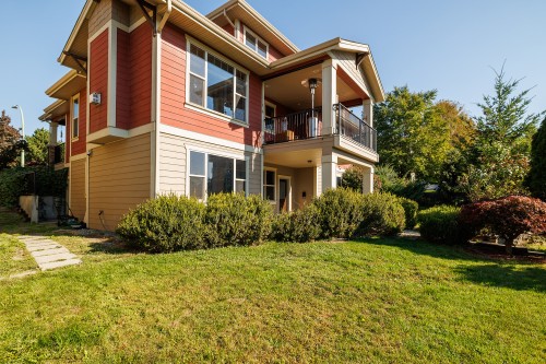 1377 Glenview Avenue, Kelowna, BC 